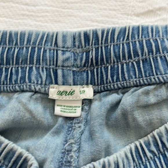 Aerie denim look drawstring shorts (not Jean shorts) - Picture 2 of 3